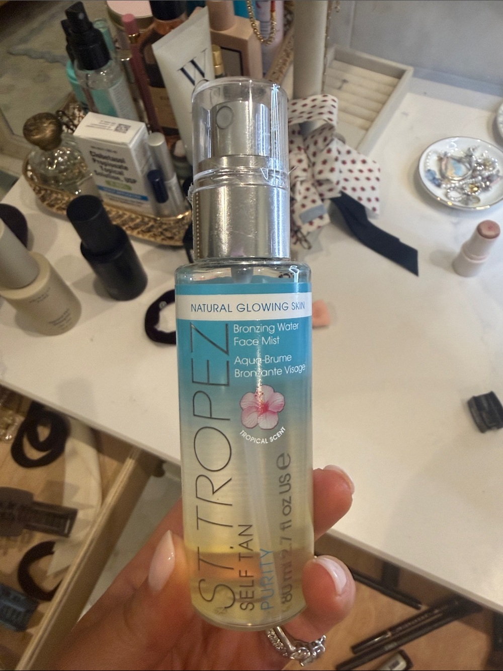St. Tropez Self Tan Purity Bronzing Water Face Mist - blue/cream